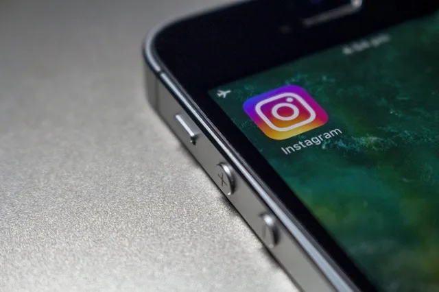 instagram-app – mobile marketing reads