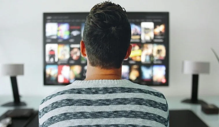 tv-g927742207_1280 – mobile marketing reads