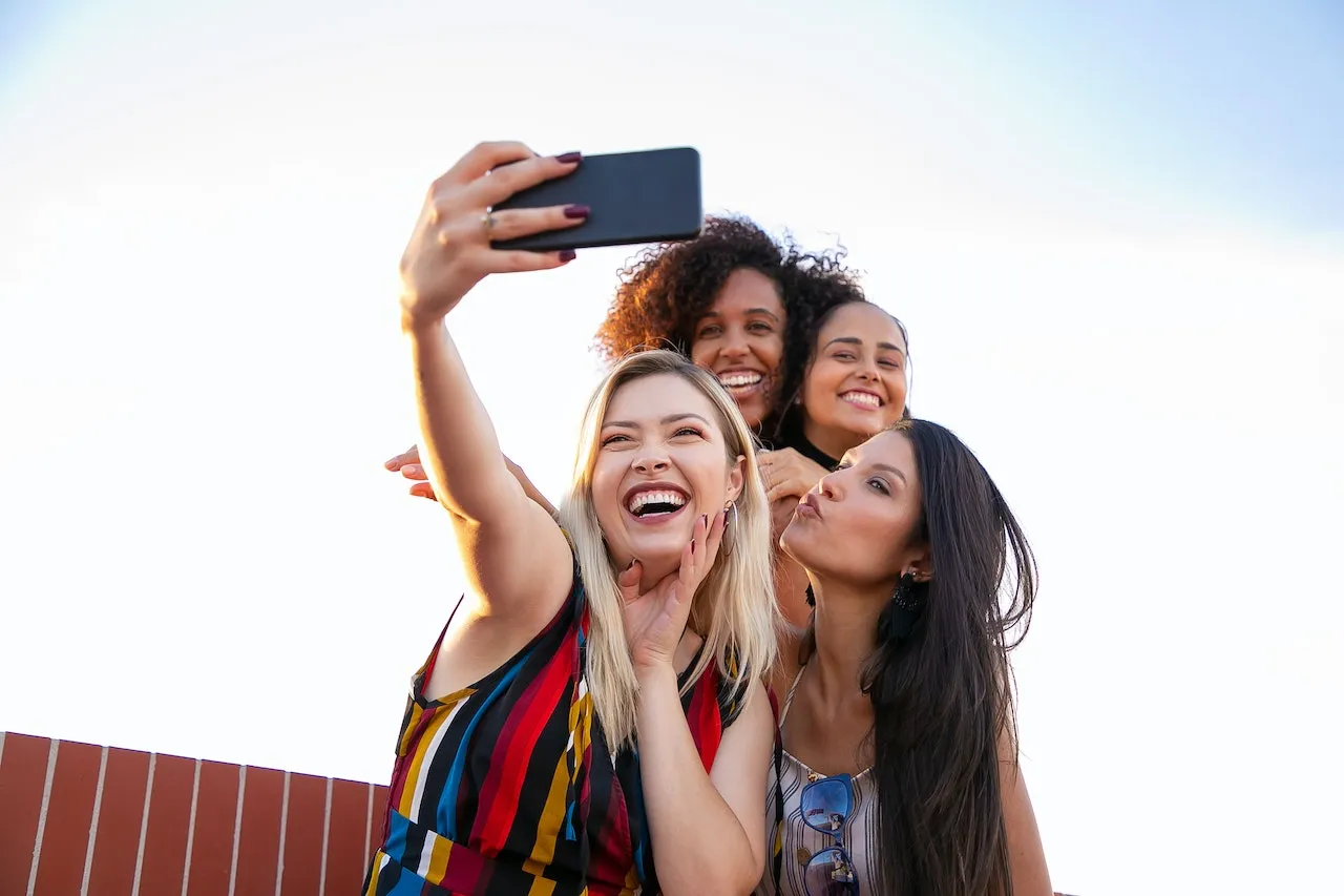 The 9 Best Free Photo Filter Apps for iPhone | Mobile Marketing Reads