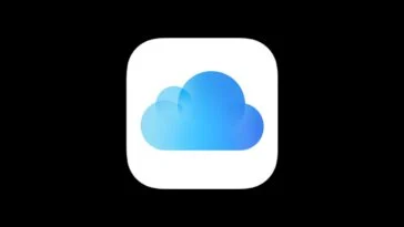 Apple iCloud app icon: overlapping blue clouds on a rounded white square background on a black backdrop.